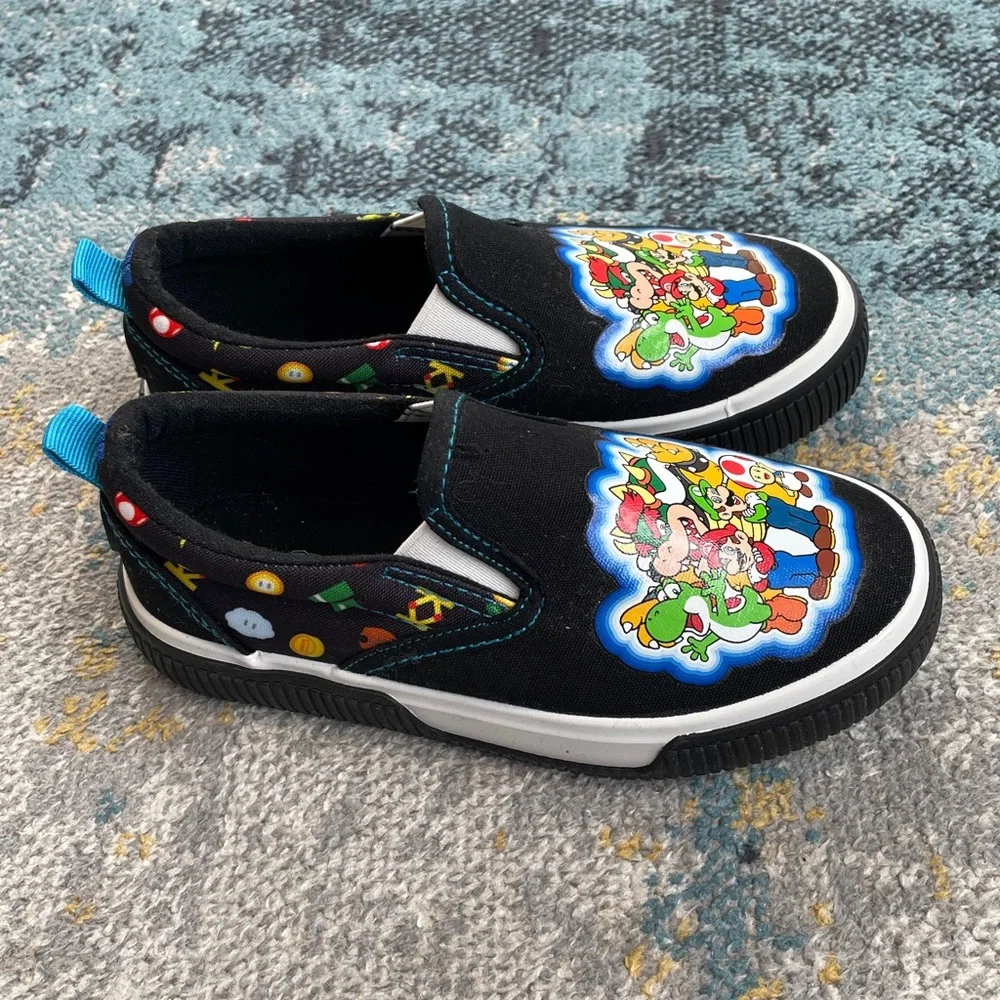Super Mario Slip ons Toddler 12 - Picture 2 of 3